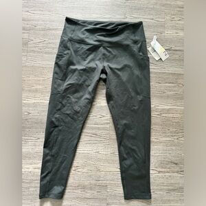 Green yoga pants by Zella high waist 7/8 with pockets Size large